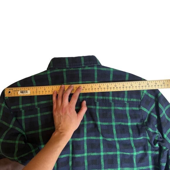 Dangerous Man Brewing Company Men Flannel Shirt Elbow Patch Pearl Bottons Size M - Picture 12 of 13